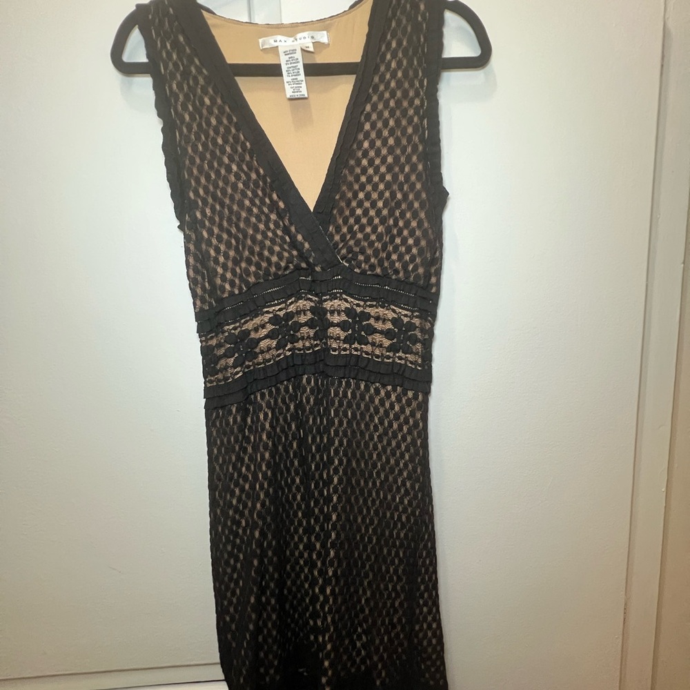 Max Studio Black Sleeveless V-Neck Babydoll Midi Dress
